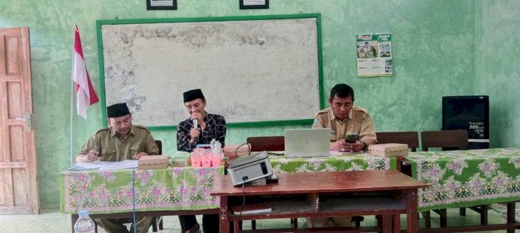 RAPAT PENDAMPINGAN PENGAWAS DI SMK AL FALAH BAHAS SPMB DAN KURIKULUM SATUAN PENDIDIKAN TAHUN AJARAN 2025/2026