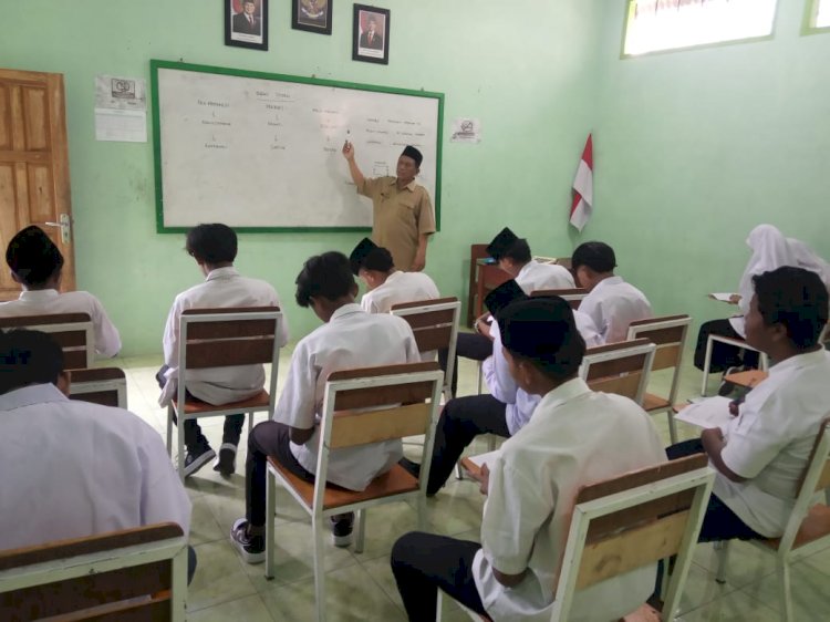 SMK Al Falah Gelar MPLS Bertema Produksi Siaran Televisi: Membentuk Generasi Kreatif Sejak Hari Pertama